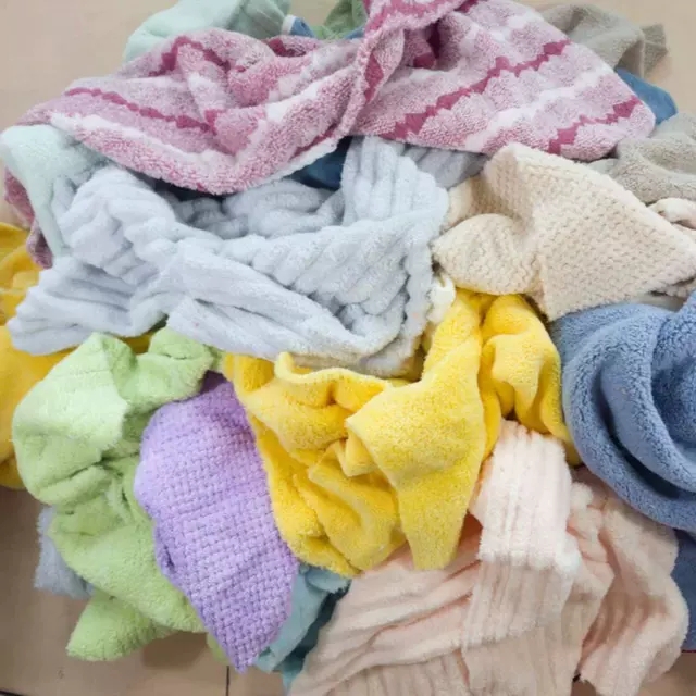 5 Coral Fleece Cleaning Cloths, Towel Cloths Sold by the Pound, Absorbent for Drying Hair, Water and Oil Absorption, Household Cleaning, Commercial Use, Minor Imperfections