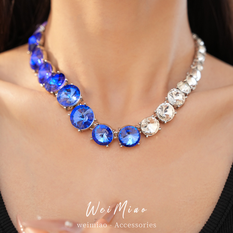 Collar ajustable de diamante redondo gradiente ligero de lujo nicho cadena de clavícula personalidad estilo de moda conjunto de joyería