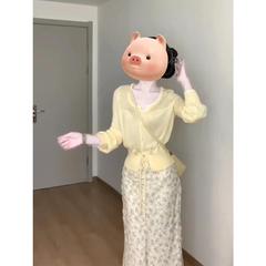 2025春の新型女性の韓系は丸首のニットの上着のカーディガンの気質を着ています。