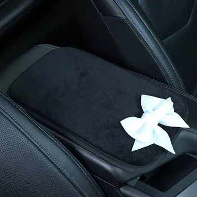 Armrest box pad plush universal armrest pad - black-and-white