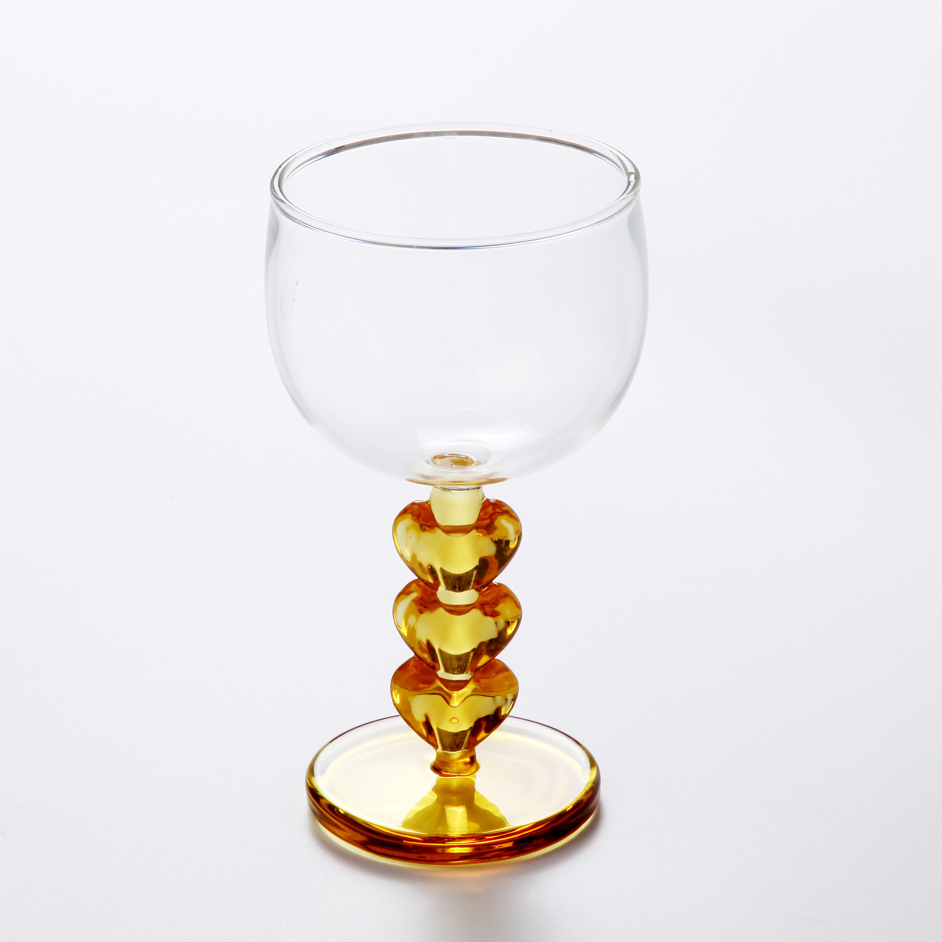 중간 노란색 직경 8.1 입 6.8 높이 15 바닥 6.4 용량 210ml 무게 160g