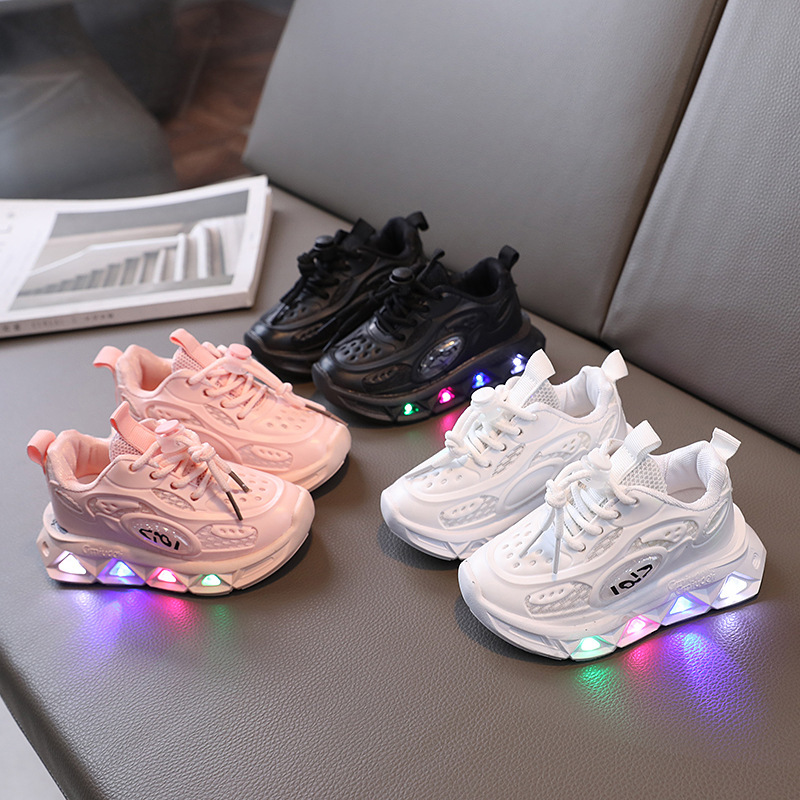 New fashion sports luminous spring and autumn breathable casual shoes with light children lightweight soft bottom baby toddler shoes New fashion sports luminous spring and autumn breathable casual shoes with light children lightweight soft bottom baby toddler shoes