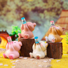 新品办公室电脑桌面装饰品上头水吨吨吨可爱小猪熊财犬小摆件批发
