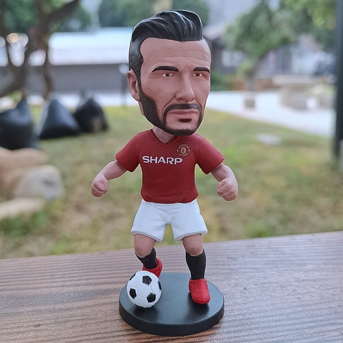 Football medium-sized doll Messi Neymar C Rosa Salah Pogba Beckham doll doll model ornaments