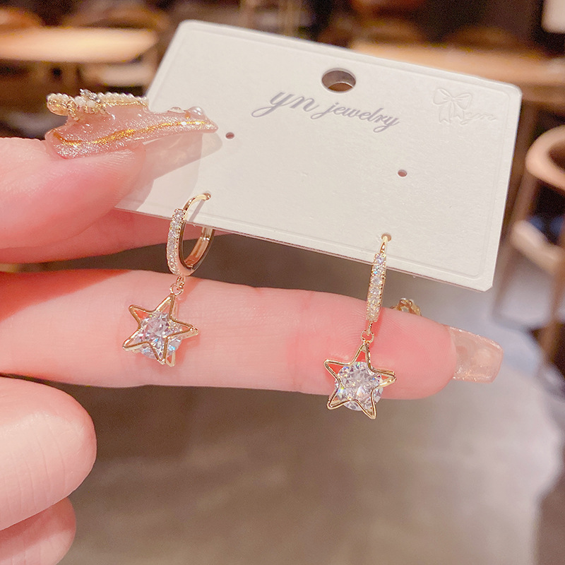 Elegant fashionable goods