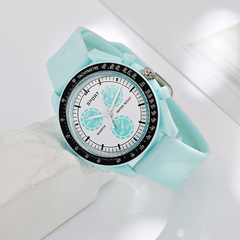Transfronteriza nuevo reloj deportivo de silicona para mujer Candy simple falso puntero de tres ojos de silicona mujer estudiante reloj de cuarzo