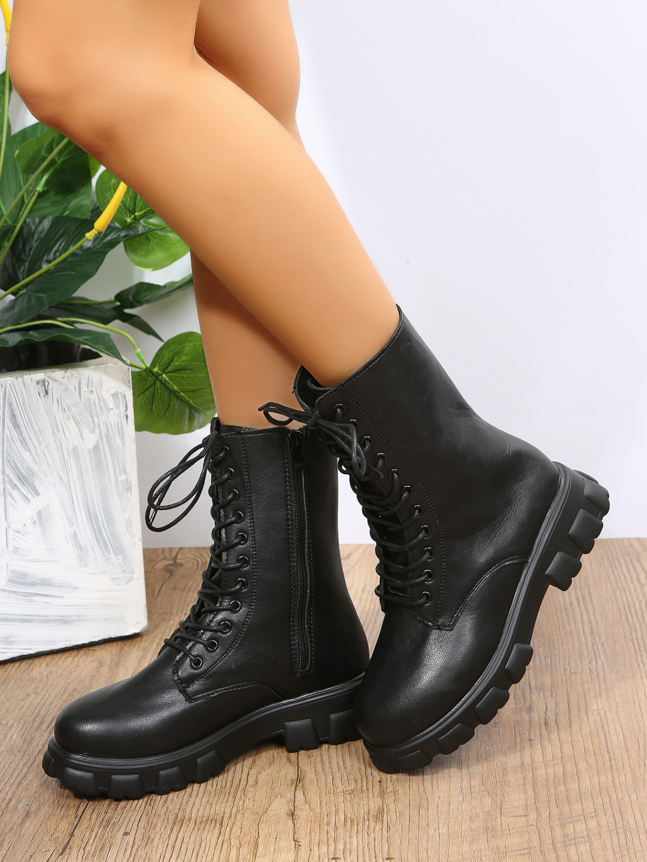 Large size spring and autumn new boots women round thick sole fashion boots British wind motorcycle boots women_voghion.com