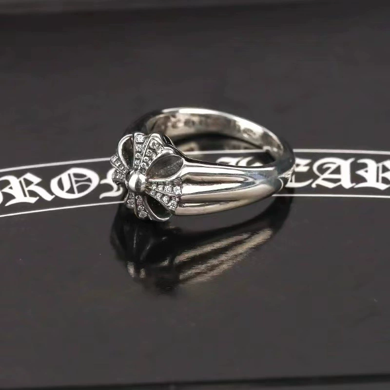 潮轩克罗心 Retro gemstone ring for men and women
