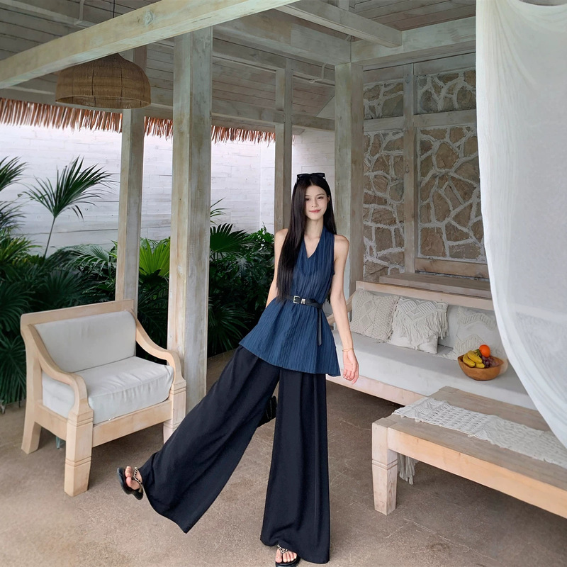 Summer Beautiful Suit, High-End Korean V-Neck Halterneck Vest Top, Slimming Look Wide-Leg Pants, Women's Professional Two-Piece Set