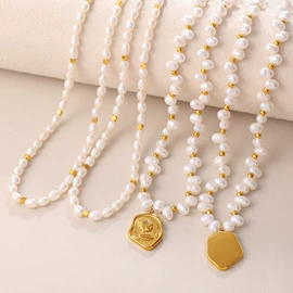 耳环;项链;首饰套装