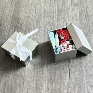 �R���F�YƷ���}�Q���Y����b�к��s����w���������հ��ֶY�yɫ��