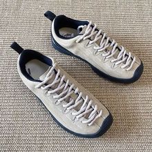 户外露营低帮运动休闲鞋男女情侣款旅行轻便登山鞋防水防滑徒步鞋