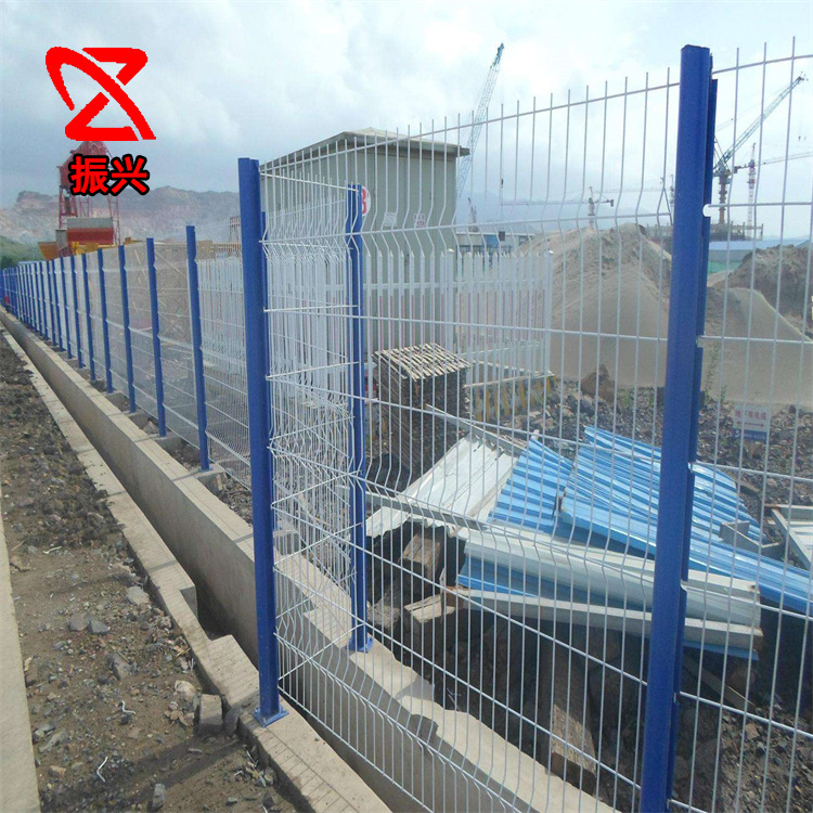 桃型柱护栏别墅院子养殖铁丝网小区绿化带防护围栏三角折弯护栏网