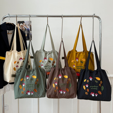 蘑菇刺绣森系复古尼龙托特包大容量刺绣单肩束口包学生上课通勤包