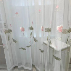 新しいハスの花の刺繍の窓の紗の新しい中国式の客間のベランダの茶屋の紗のカーテンの窓はベランダの背景の紗を仕切ります。