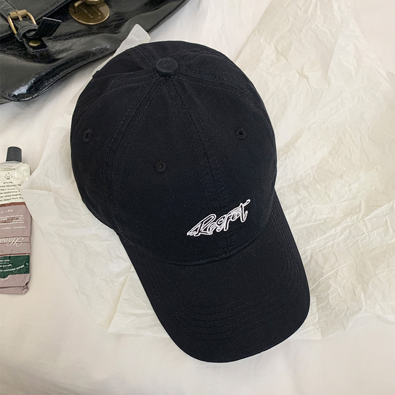 Nuevo sombrero de béisbol bordado de letras para mujeres primavera y verano estilo coreano versátil amplio borde sombra de sol cara pequeña gorra de boca de pato superior suave hombre