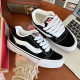 l Bread Black and White Couples Low-top Trendy Casual Skate Shoes Men and Women High and Low-top