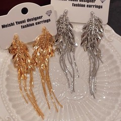 欧米のファッションの個性の麦の穂の長いタイプの耳の線はやせています。