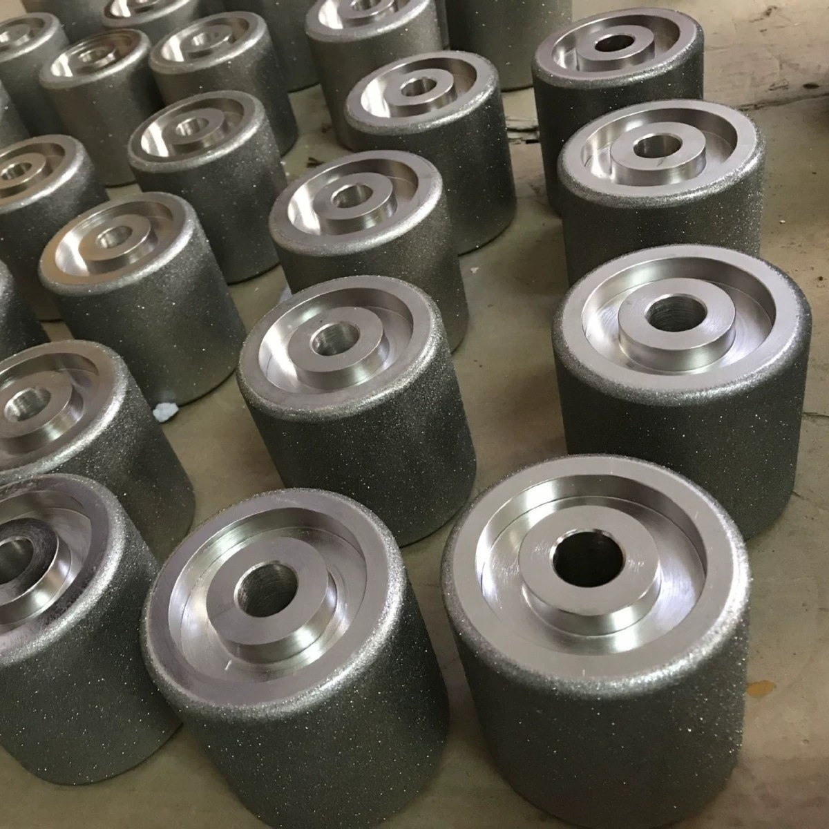 Алмазный цилиндрический шлифовальный круг, шлифовальный железный слиток, вспомогательный шлифовальный круг, шлифовальный круг для металлической цепи