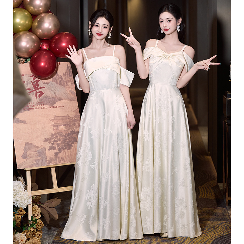 Bridesmaid Dresses 2026 Spring New Style Champagne Color Strapless Daily Wear Bridesmaid Group Best Friend Group Student Graduation Dress
