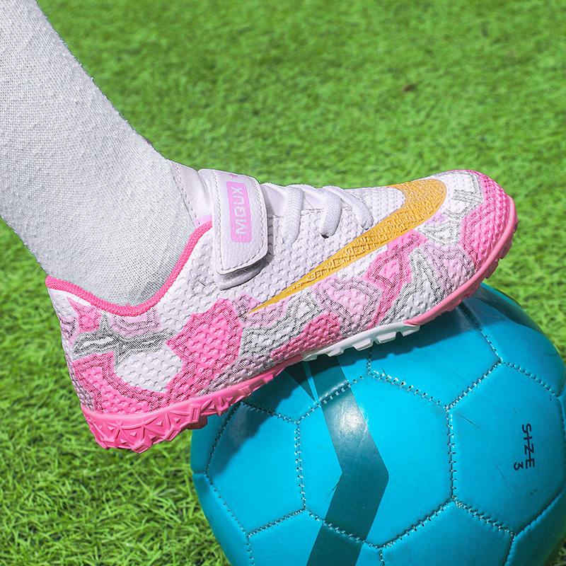 Cristiano Ronaldo's New 2026 Model Student Boys and Girls Children's Soccer Shoes Tf Cleats with Velcro for Turf Training Cristiano Ronaldo's New 2026 Model Student Boys and Girls Children's Soccer Shoes Tf Cleats with Velcro for Turf Training