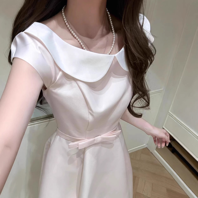 French-Style Elegant Pink Doll-Collar Dress for Women, 2026 New Early Spring Collection, Waist-Cinching Slim-Fit Long Dress with a Refined Look