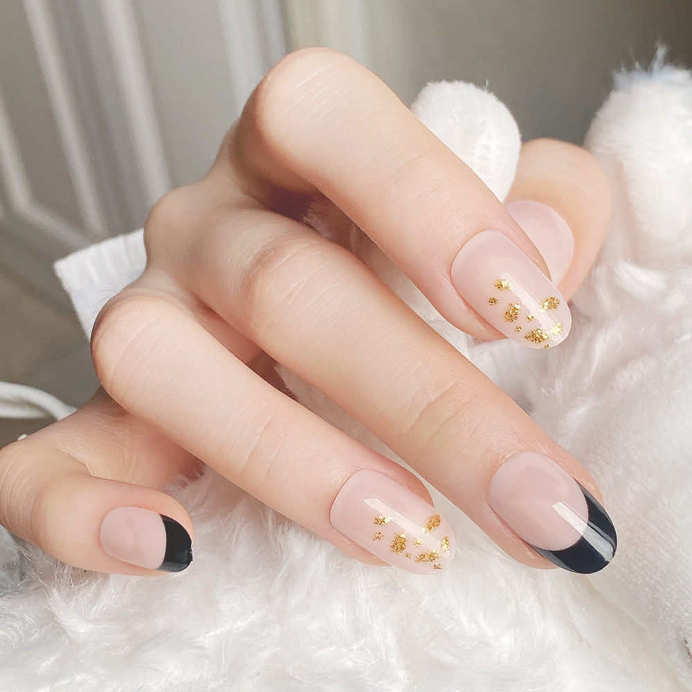 Rosa desnuda, borde negro, contraste, manicura francesa, lámina de oro como una estrella, armadura de desgaste de moda 24 piezas, pegatinas de uñas de temperamento