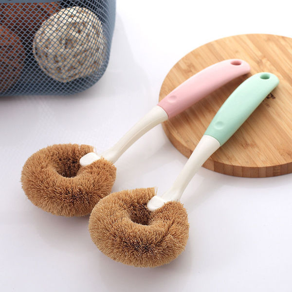 Natural coconut palm pot washing brush does not stick to oil and…