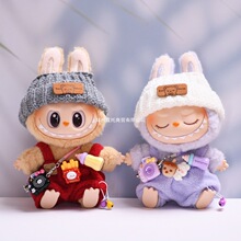 һ����ä��Labubu�·������Ɍ�������ƿ����ѝ���b���������Q�b