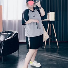 韩版大码女装洋气减龄200斤胖MM300拼色短袖T恤短裤运动两件套柒