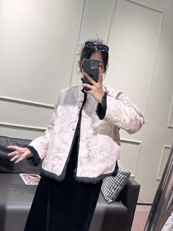 实拍中式女装高端兔毛皮毛一体真毛国风提花双面外套真毛海宁皮草|undefined