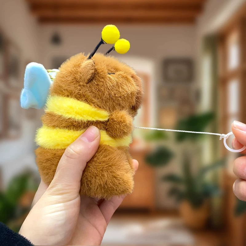 Capbara подвеска пчела капибары кукла кукла маленькие крылья рюкзак милый брелок креативная плюшевая кукла