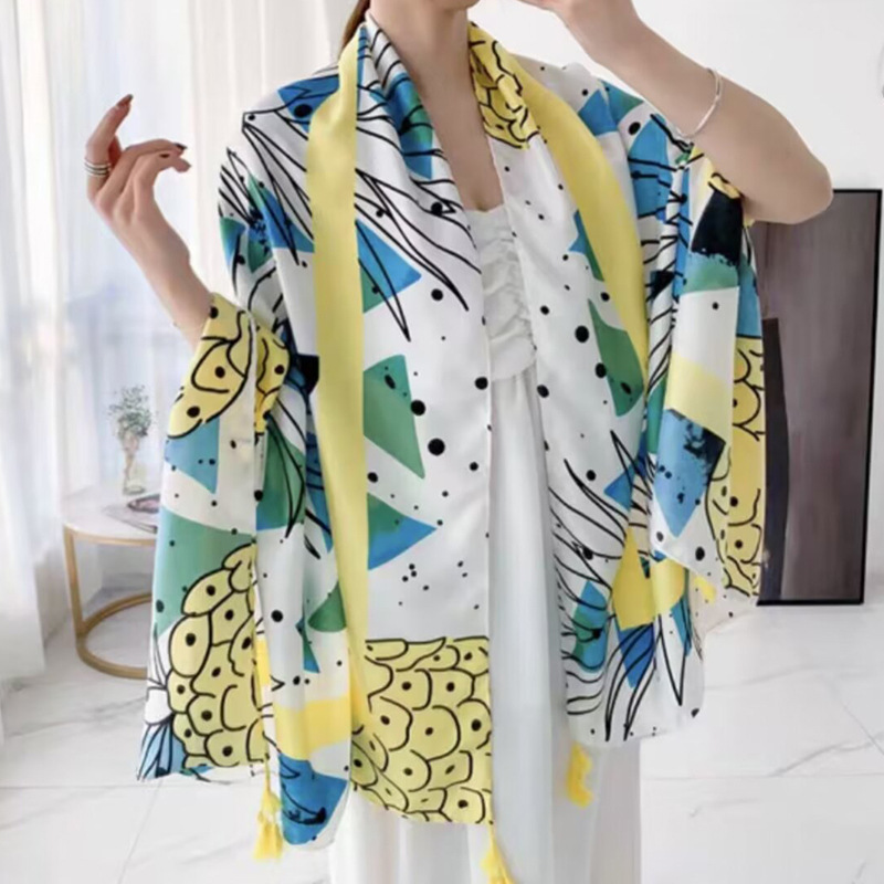 Sopa de satén de twill para mujeres 2025 bufandas de viento nacional de verano tibetanas bufandas de seda protector solar lago Qinghai turismo foto toalla de playa