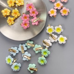 かわいい卵の花のヘアピンの小さいサイズの子供のピンクのサイドの青い古風なサイドクリップの前髪の白いクリップの頭飾り