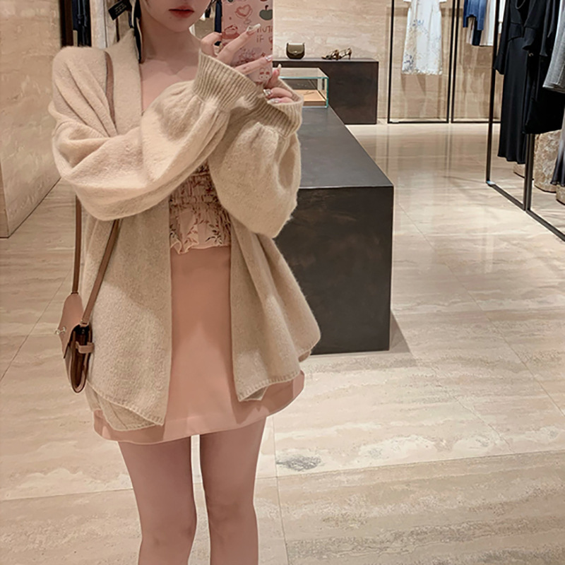关于诗高端线羊绒白厂丝懒风毛衣外套女针织开衫毛针织衫
