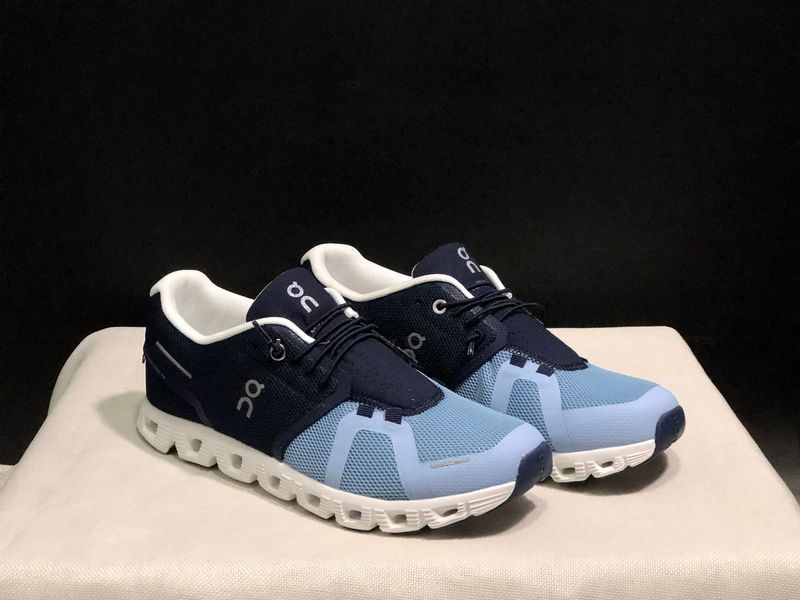 莆田クロスボーダー専用O昂走n軽量便利レジャーランニング通気快適男女スタイルスポーツシューズcloud 5|undefined