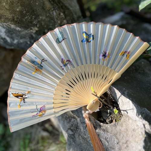 Laochangmen Suzhou embroidery fan embroidery folding fan ancient fan cheongsam Su embroidery double-sided embroidery women's fan Chinese style
