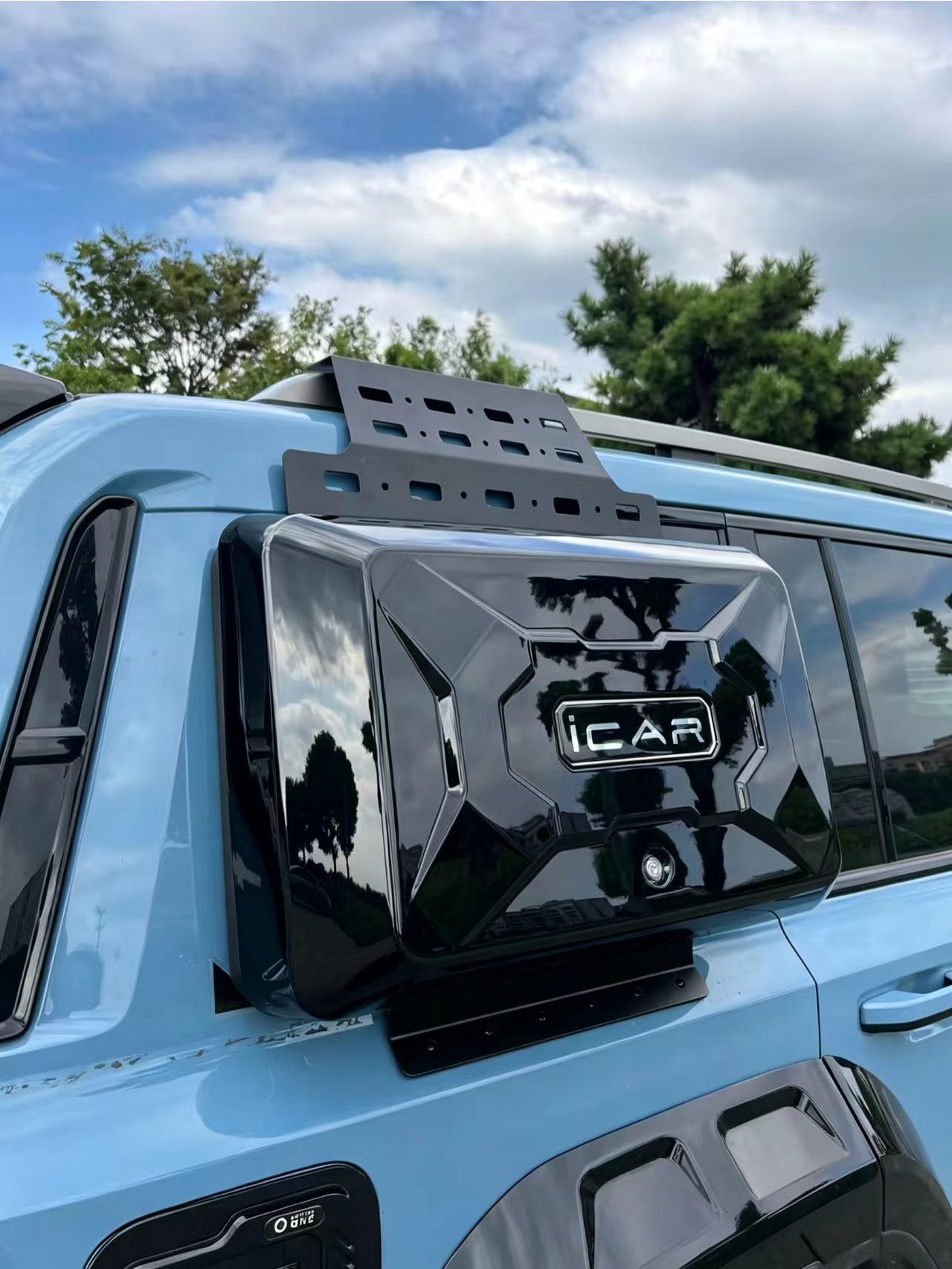 Suitable for Chery iCar V27, this side-mounted small backpack expands storage space and is a car modification accessory available for wholesale