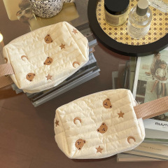 Embroidered multi-bear cosmetic bag student portable stationery bag quilted cotton wrist bag cream style cute storage bag