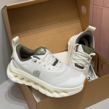 ����Ь �羳On����Cloudtilt  Low WP�҃ȑ����ɽ�����\��Ь��Ů