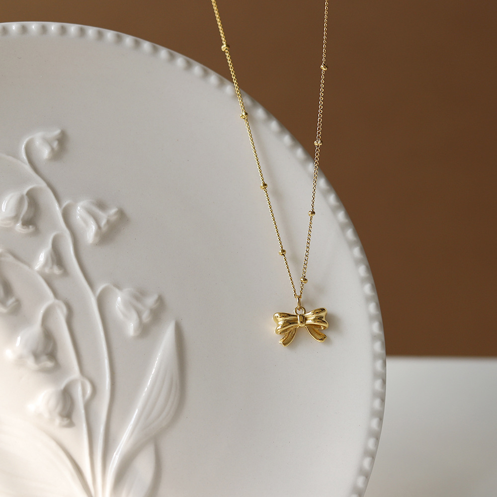 Bow Knot Pattern Titanium Steel Copper 18K Gold Plated Retro Bow Knot Pendant Necklace