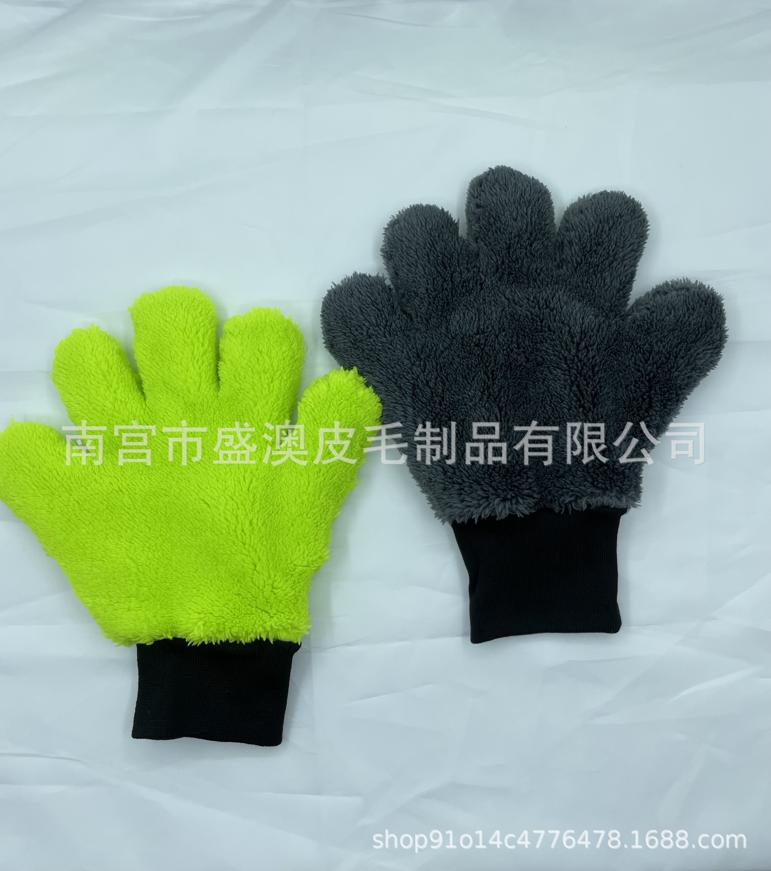 Car Wash Gloves Made of Chenille Coral Fleece, Thickened Bear Paw Double-Sided Cleaning Tool That Won'T Damage the Paint, Double-Sided Gloves