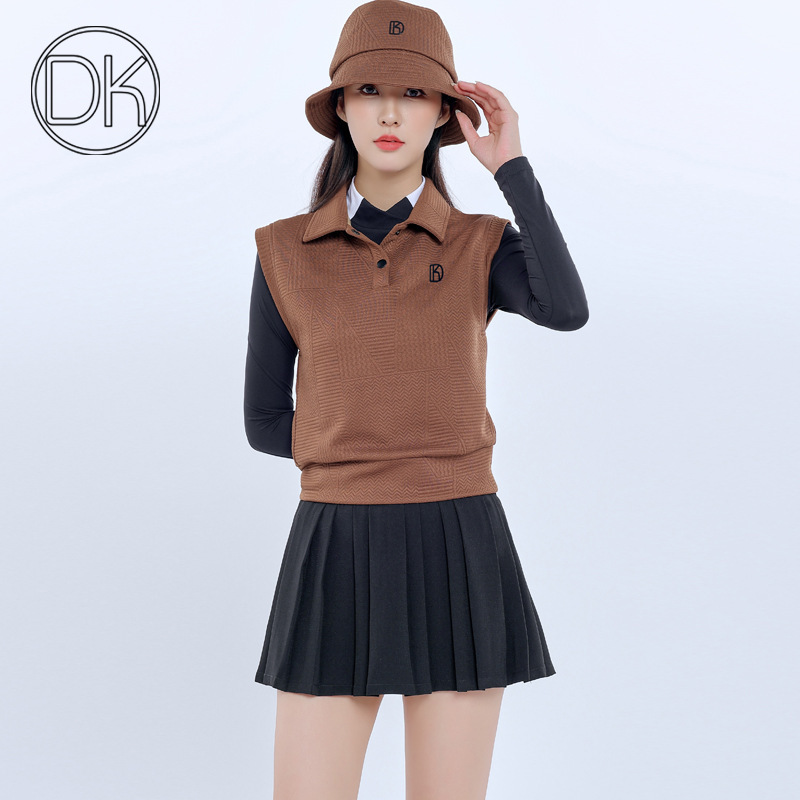 Brown Golf Women's New Sleeveless Vest Autumn and Winter Slim Vest Warm Top Coat Pleated Skirt
