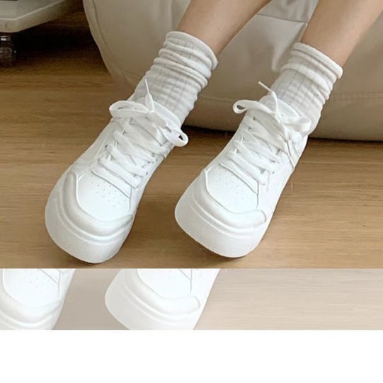 Zapatos blancos transpirables de primavera y otoño para mujeres zapatos de skate para mujeres 2023 nuevos zapatos casuales para estudiantes zapatos deportivos para mujeres