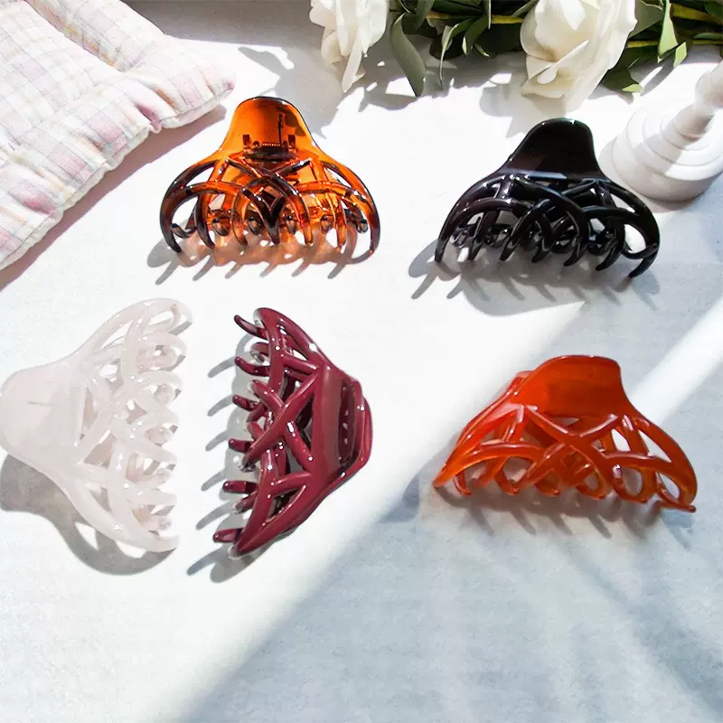 镂空格纹三角夹大号圣诞氛围感鲨鱼夹盘头发卡女后脑勺发夹头饰夹