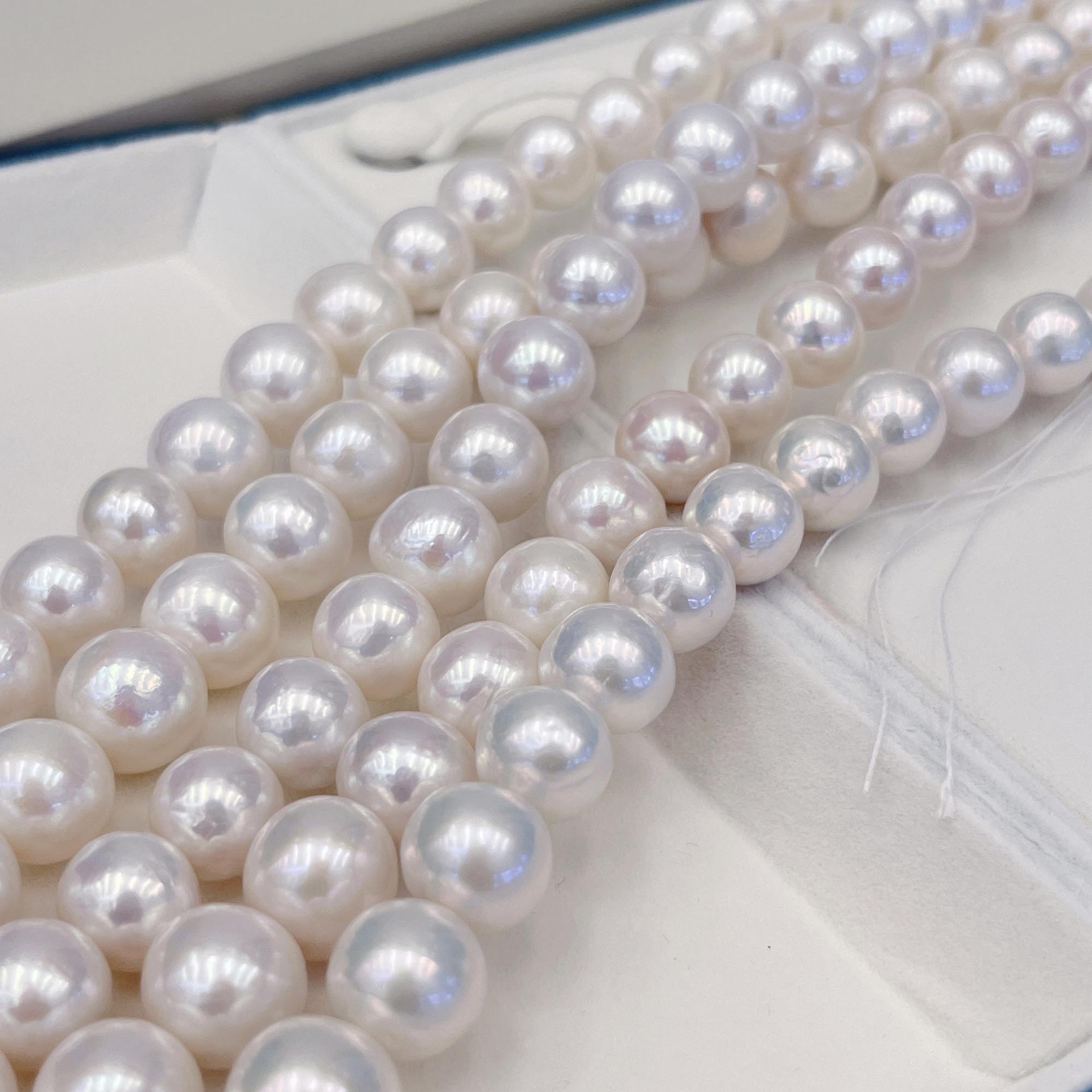 �»�����Դͷ���Ƥ�İ�ƽ����Ȼ��ˮ����11-14mm����Բ�к�����