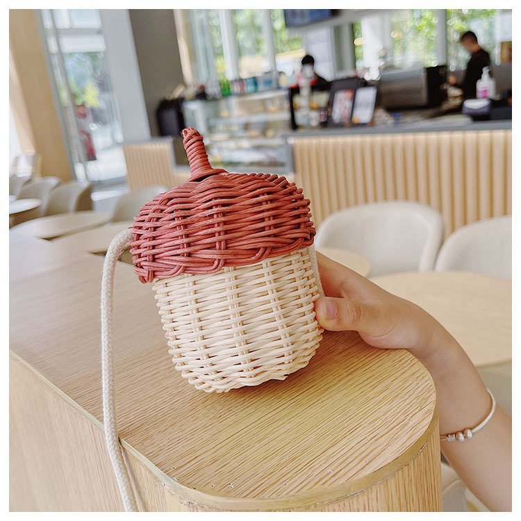 Mushroom Cute Straw Open Brown Shoulder Bags display picture 4