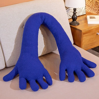 Oyuncaq yastıqlar — Long Arm Girl Sleeping Doll - blue-teddy-velvet-80cm018kg