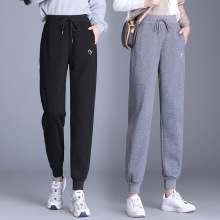 羊羔绒运动裤女束脚休闲卫裤秋冬加绒加厚保暖裤东北冬天妈妈棉裤