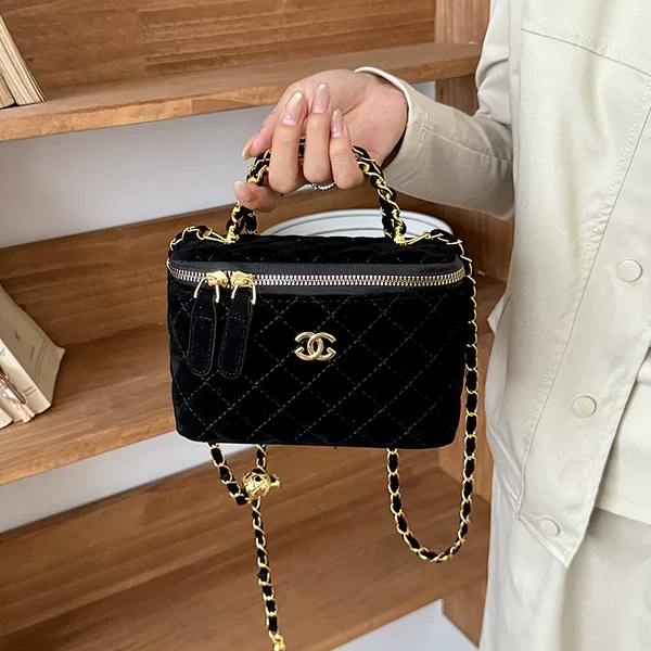 Cross-border popular fashion handbag for women, light luxury niche diamond-pattern chain crossbody bag, simple shoulder bag